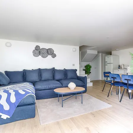 - Roquette - Marais Apartment *