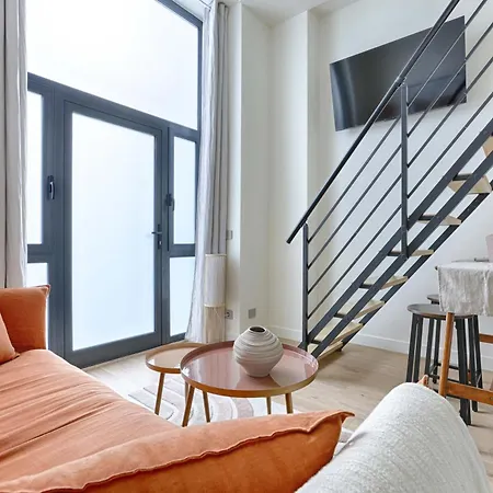 Apartment - Roquette - Marais
