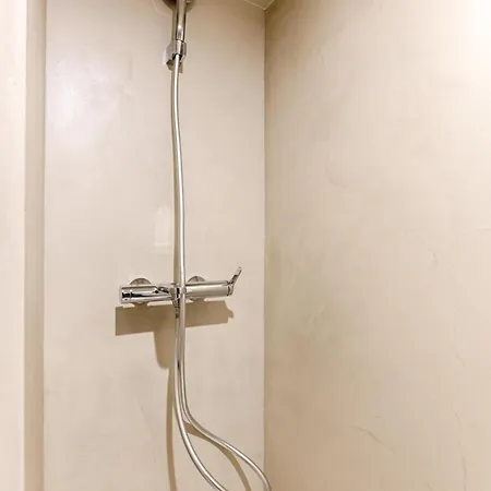 - Roquette - Marais Apartment *