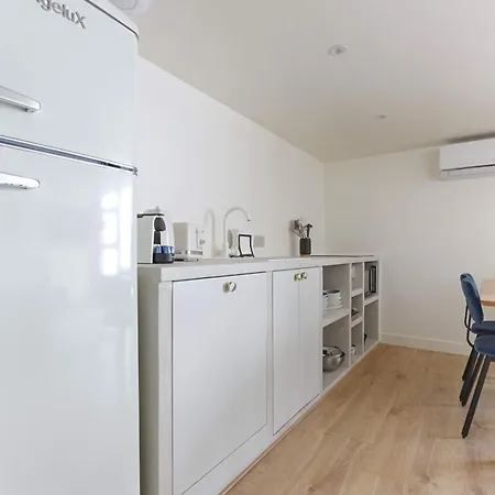 - Roquette - Marais Apartman Párizs
